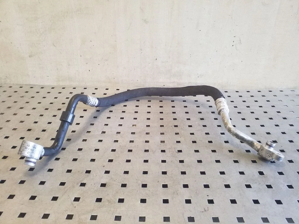 Air conditioning (A/C) pipe/hose 8T0260701J