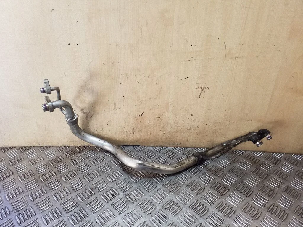 Air conditioning (A/C) pipe/hose 5Q2816738B