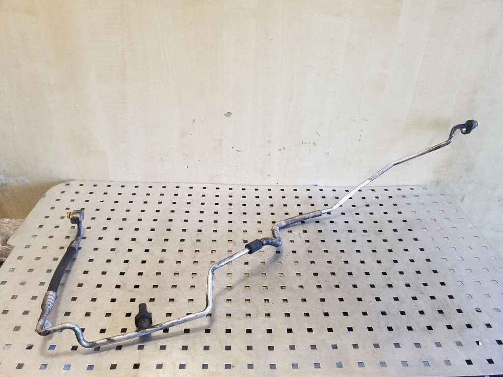Air conditioning (A/C) pipe/hose 693946401
