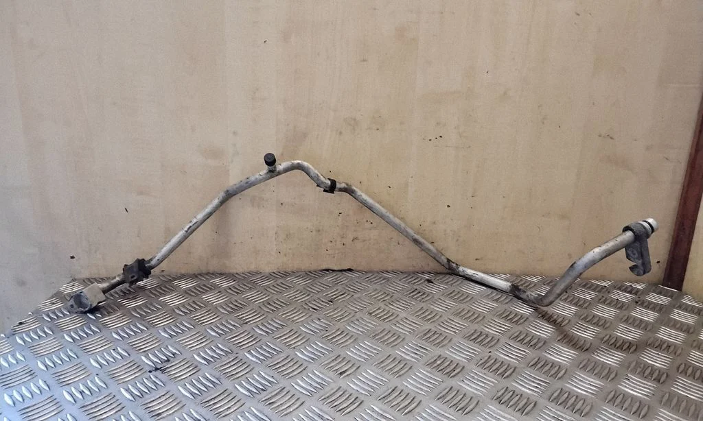 Air conditioning (A/C) pipe/hose