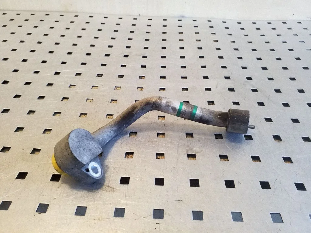 Air conditioning (A/C) pipe/hose 64533414631