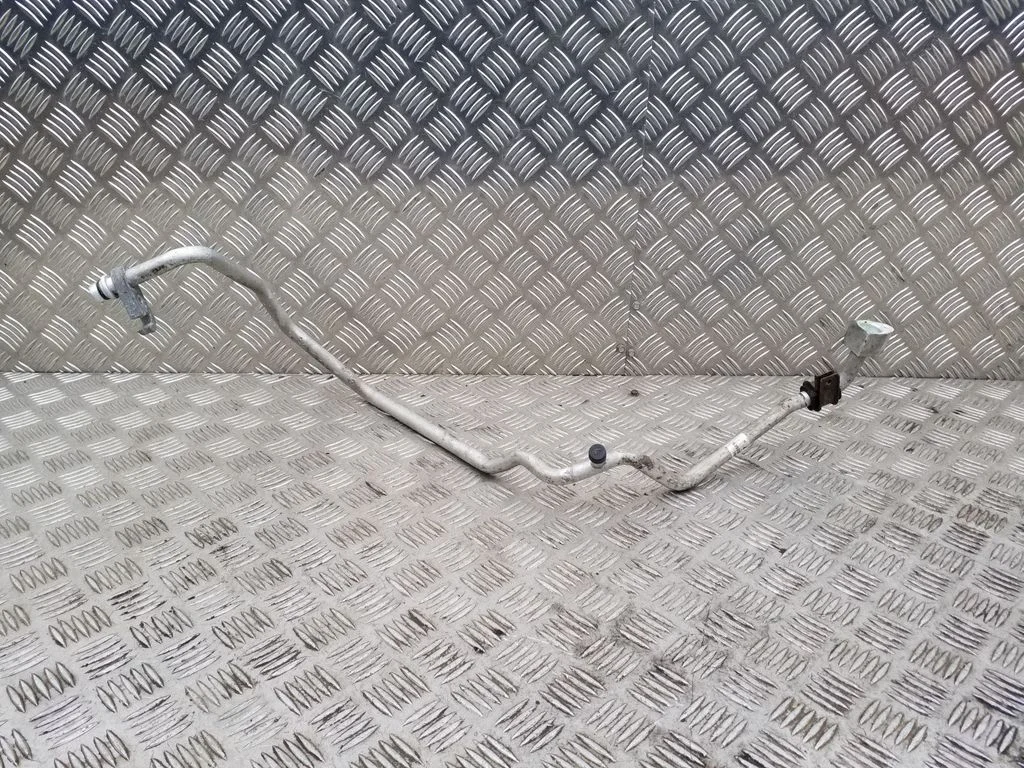 Air conditioning (A/C) pipe/hose 5352396220