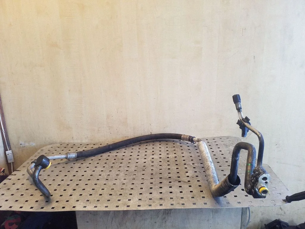 Air conditioning (A/C) pipe/hose 64533448289
