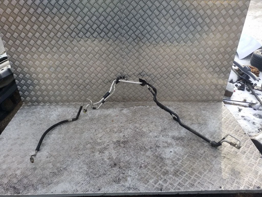 Air conditioning (A/C) pipe/hose