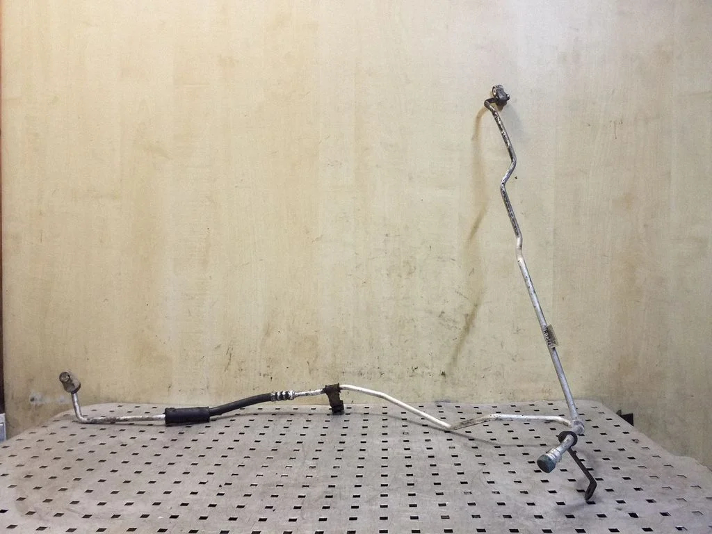 Air conditioning (A/C) pipe/hose 95910042