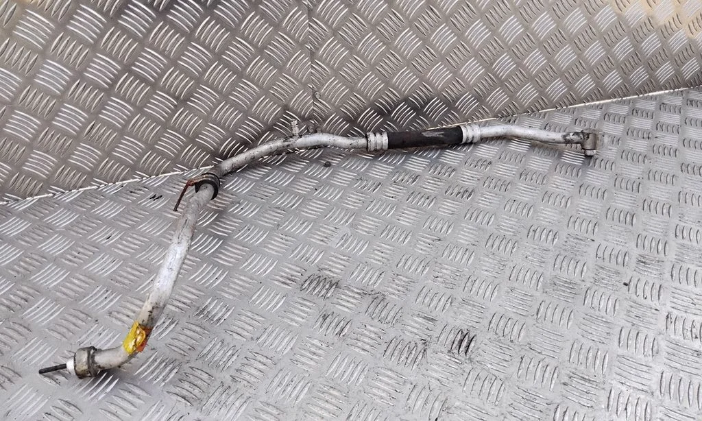 Air conditioning (A/C) pipe/hose