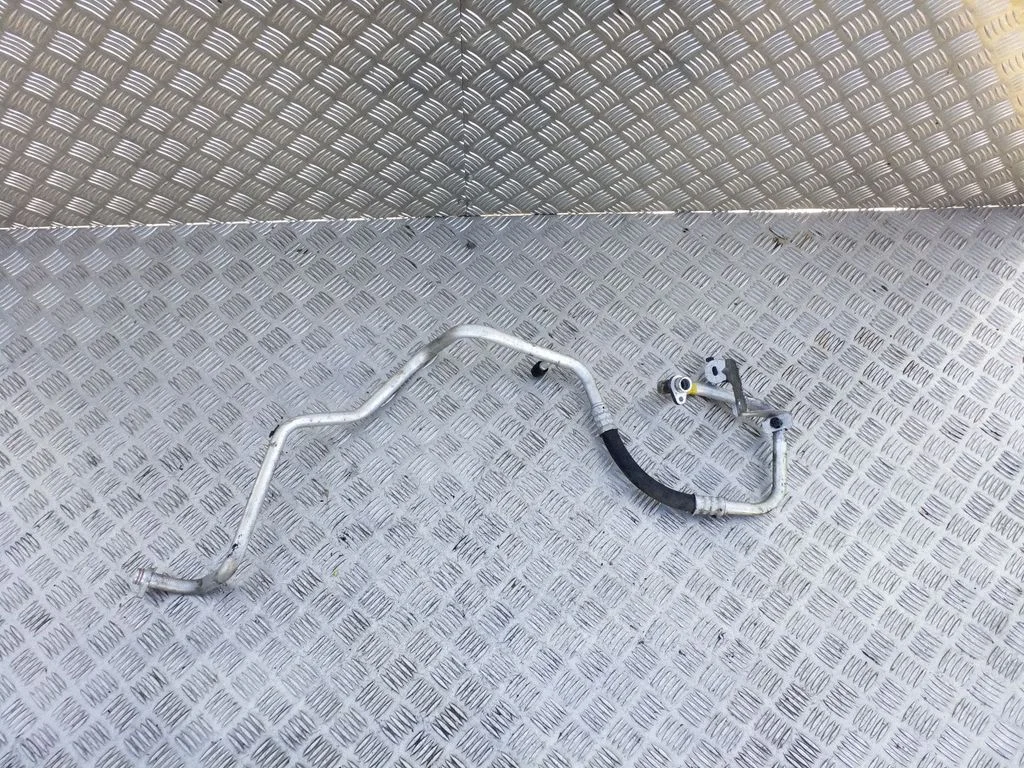 Air conditioning (A/C) pipe/hose