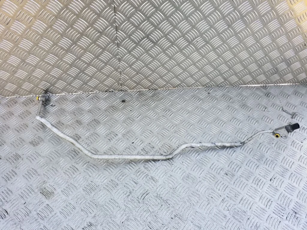 Air conditioning (A/C) pipe/hose