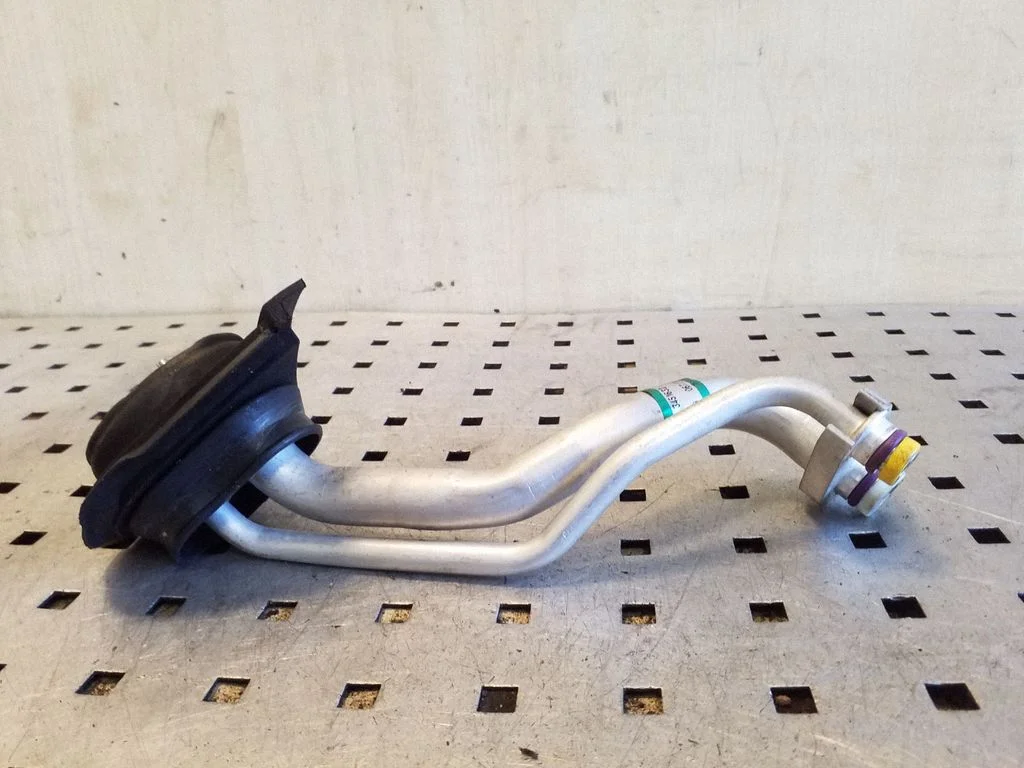 Air conditioning (A/C) pipe/hose 64533451632