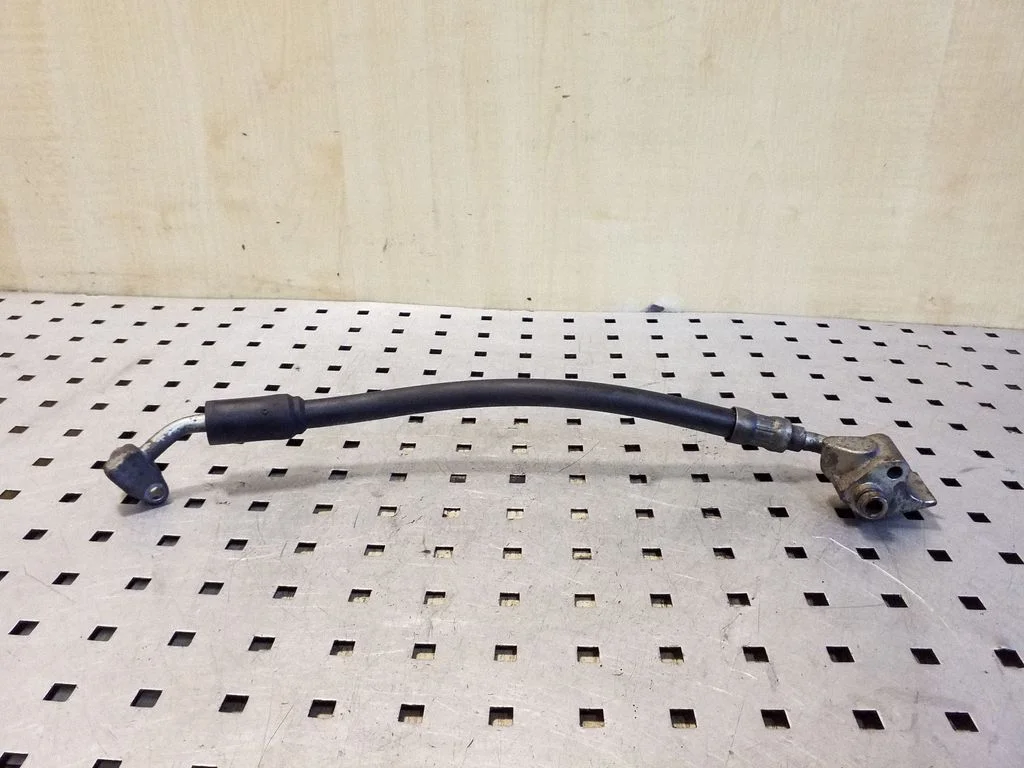 Air conditioning (A/C) pipe/hose