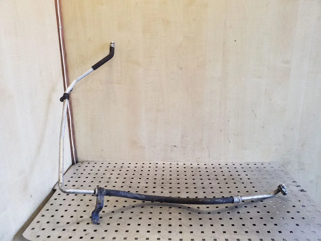Air conditioning (A/C) pipe/hose