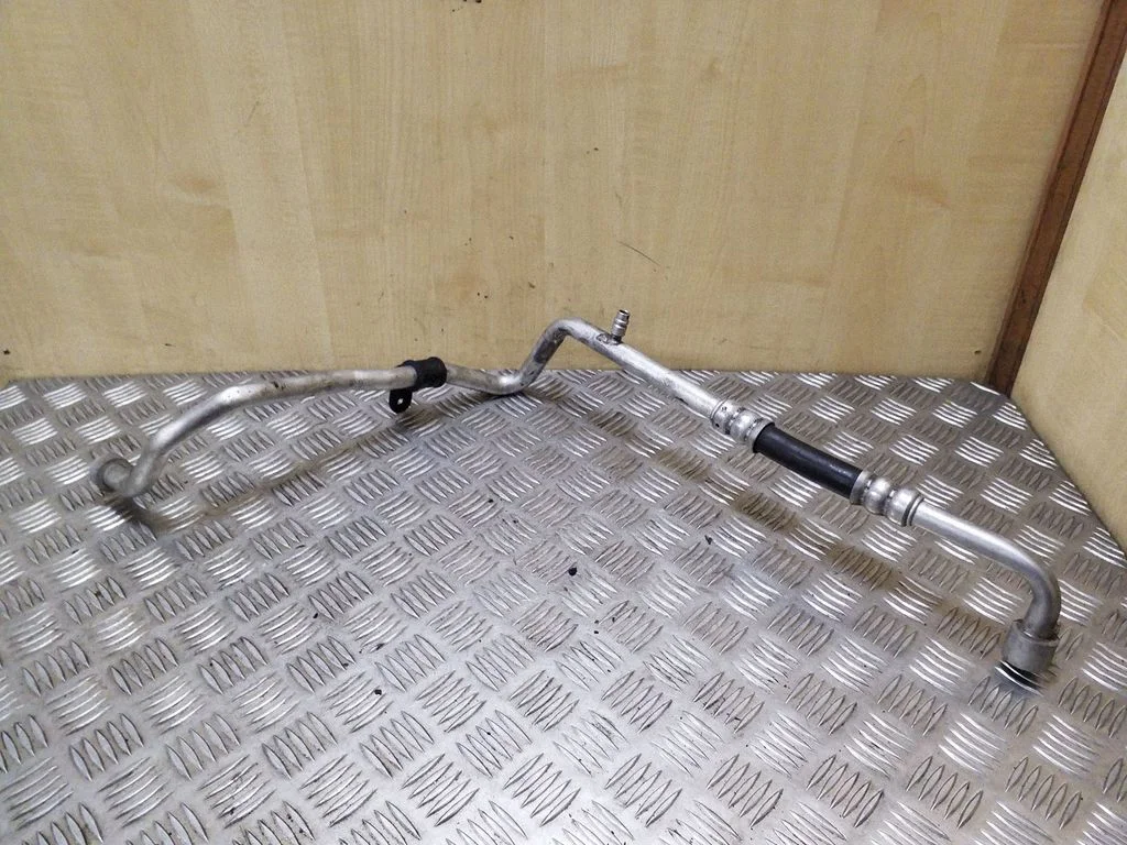 Air conditioning (A/C) pipe/hose 95489273