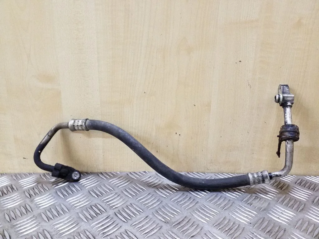Air conditioning (A/C) pipe/hose – Toyota Yaris Verso (1999-2005)