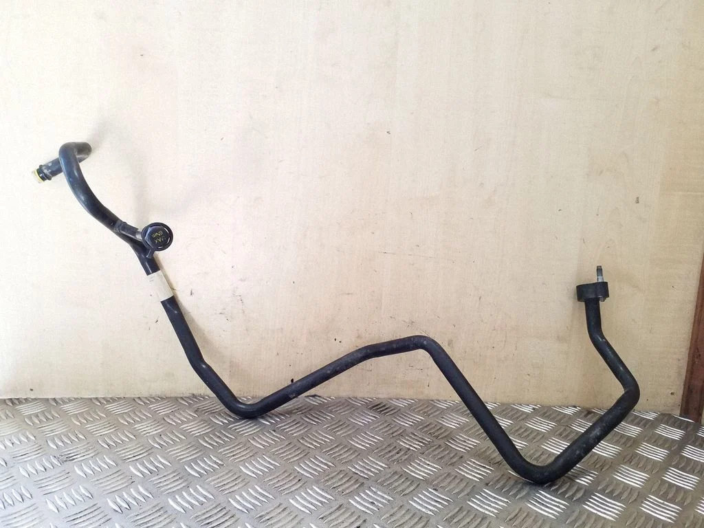 Air conditioning (A/C) pipe/hose – Land Rover Freelander 2 - LR2 (2007-2016)