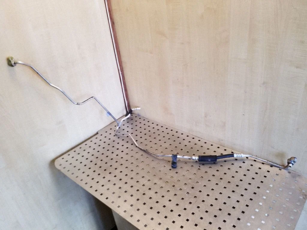 Air conditioning (A/C) pipe/hose