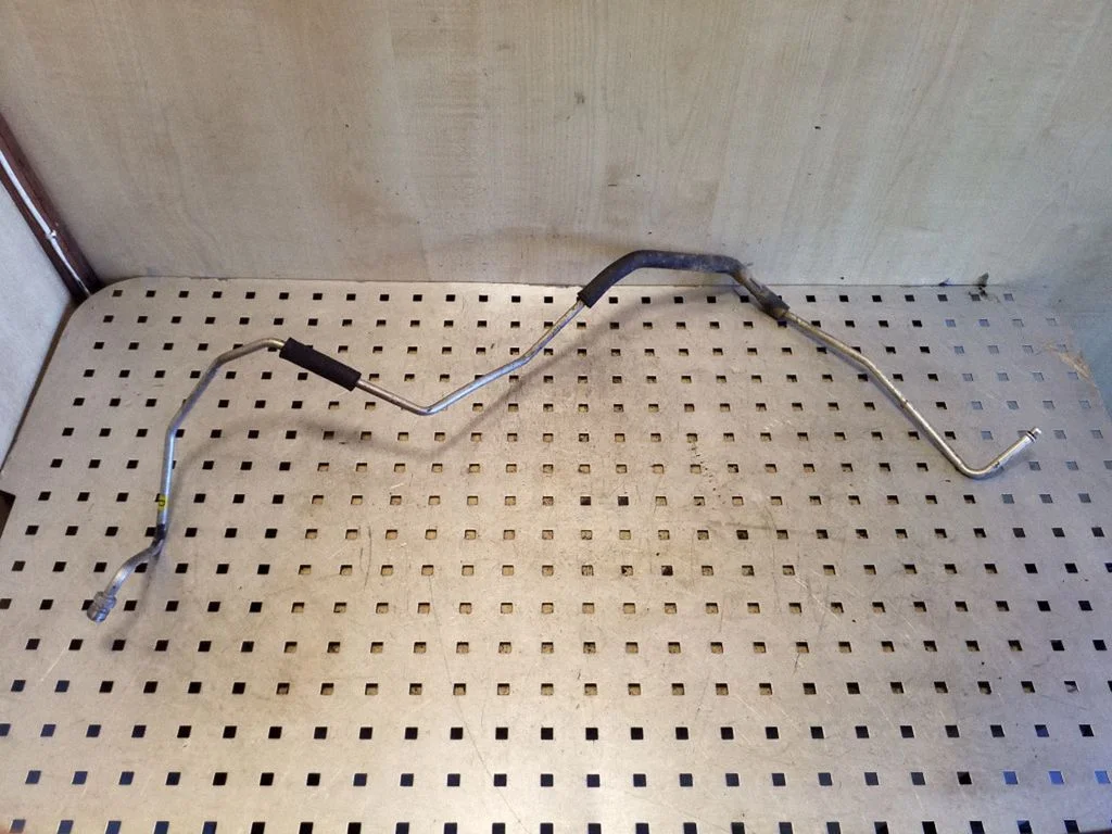Air conditioning (A/C) pipe/hose