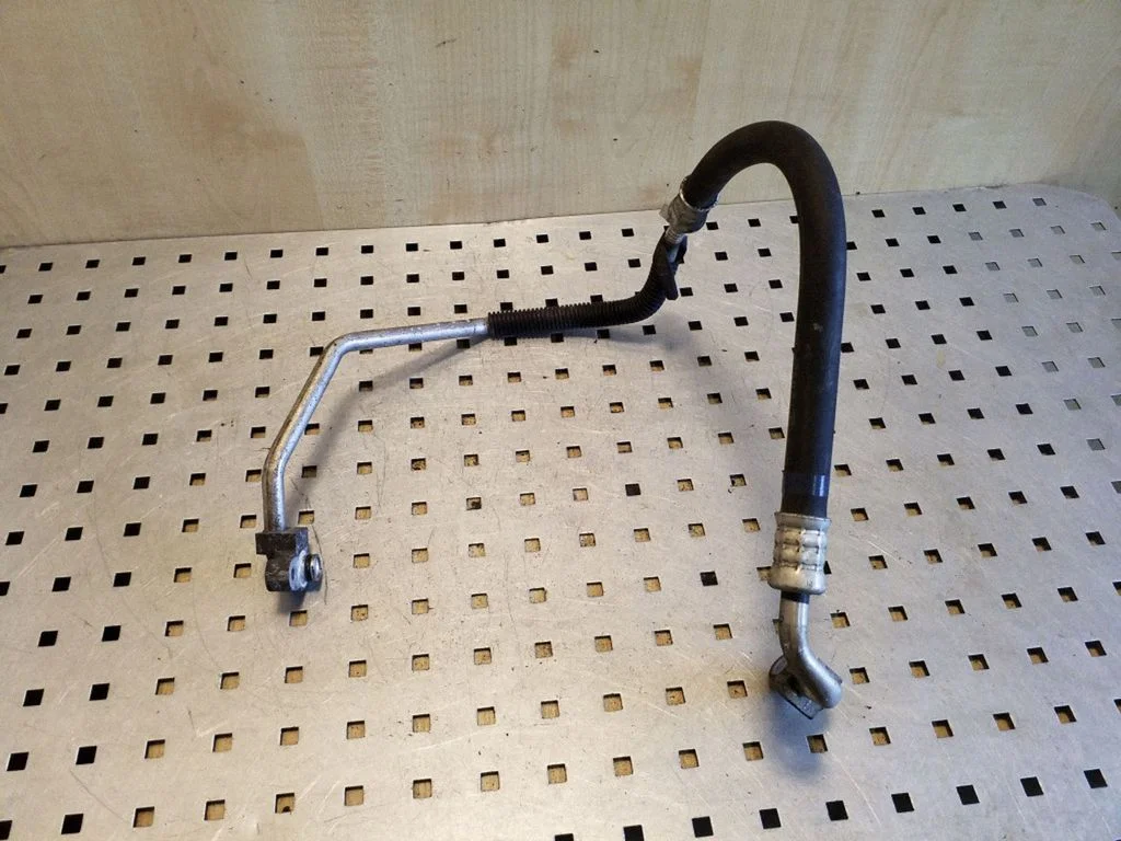 Air conditioning (A/C) pipe/hose MF4452303942