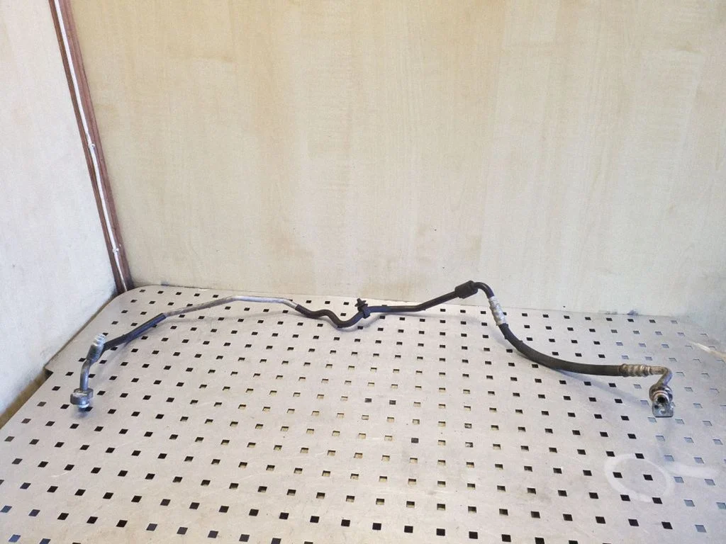 Air conditioning (A/C) pipe/hose