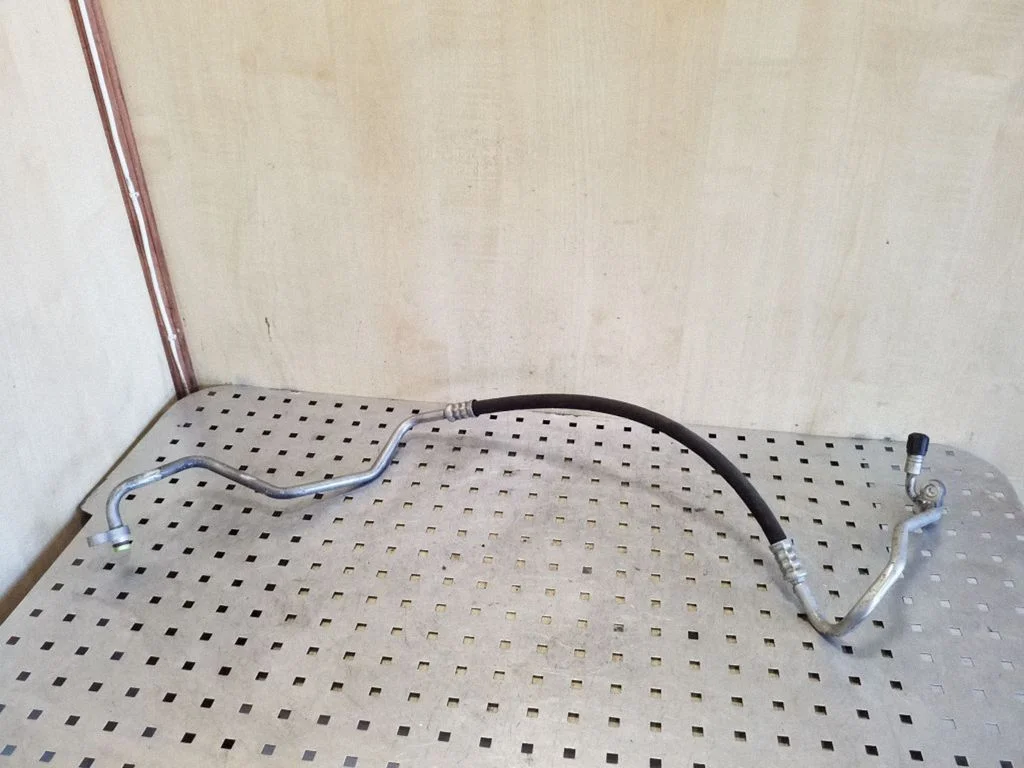 Air conditioning (A/C) pipe/hose