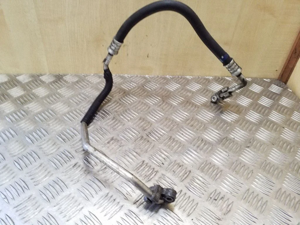 Air conditioning (A/C) pipe/hose MF4452303943