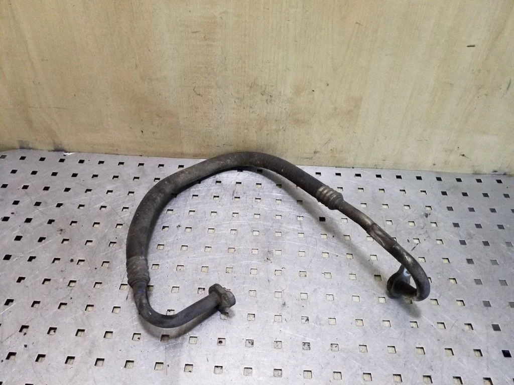 Air conditioning (A/C) pipe/hose