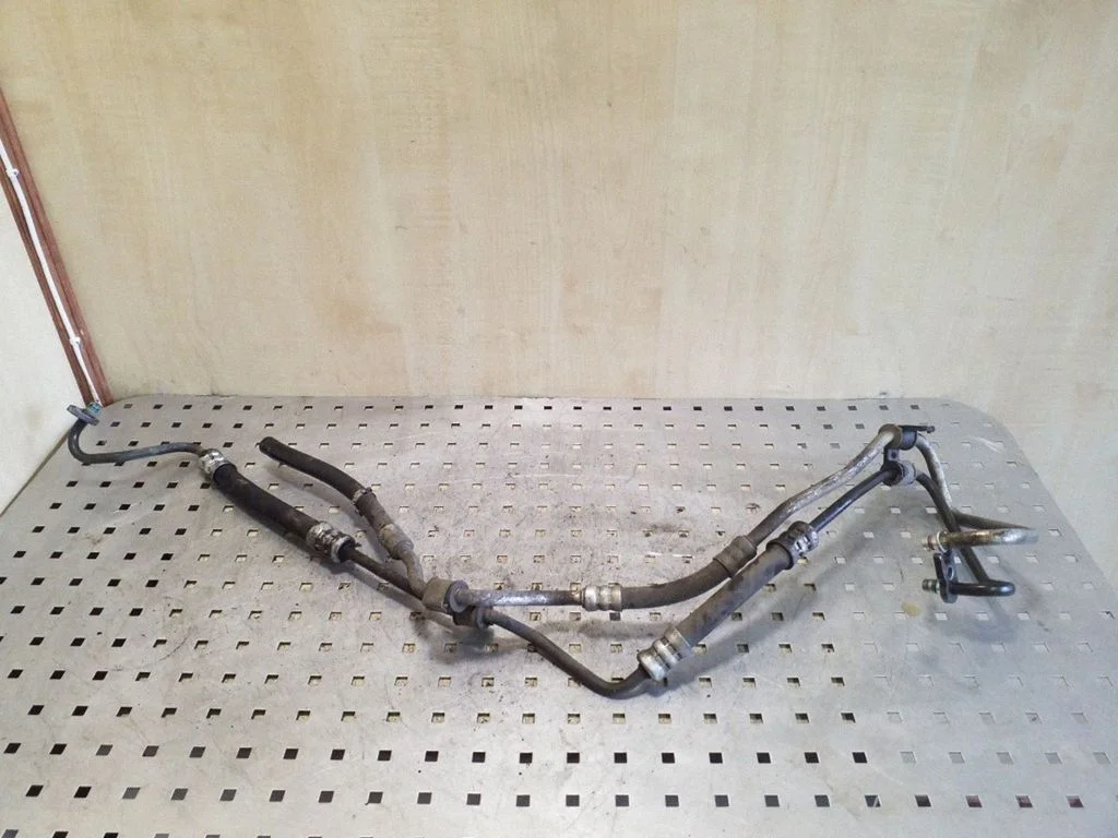 Air conditioning (A/C) pipe/hose