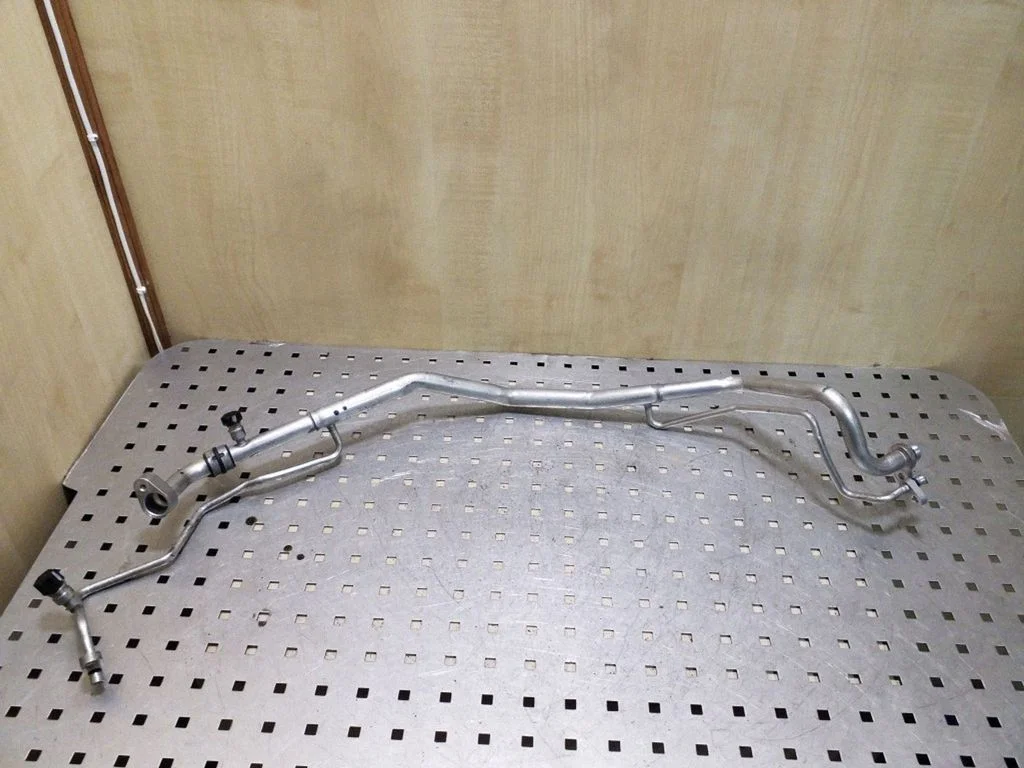 Air conditioning (A/C) pipe/hose 924409613R