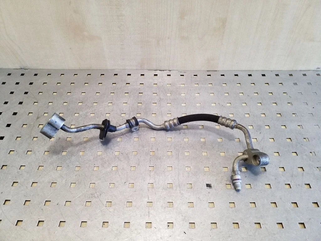 Kliimaseadme toru / voolik 7L6820741E – Audi Q7 4L (2005-2015)