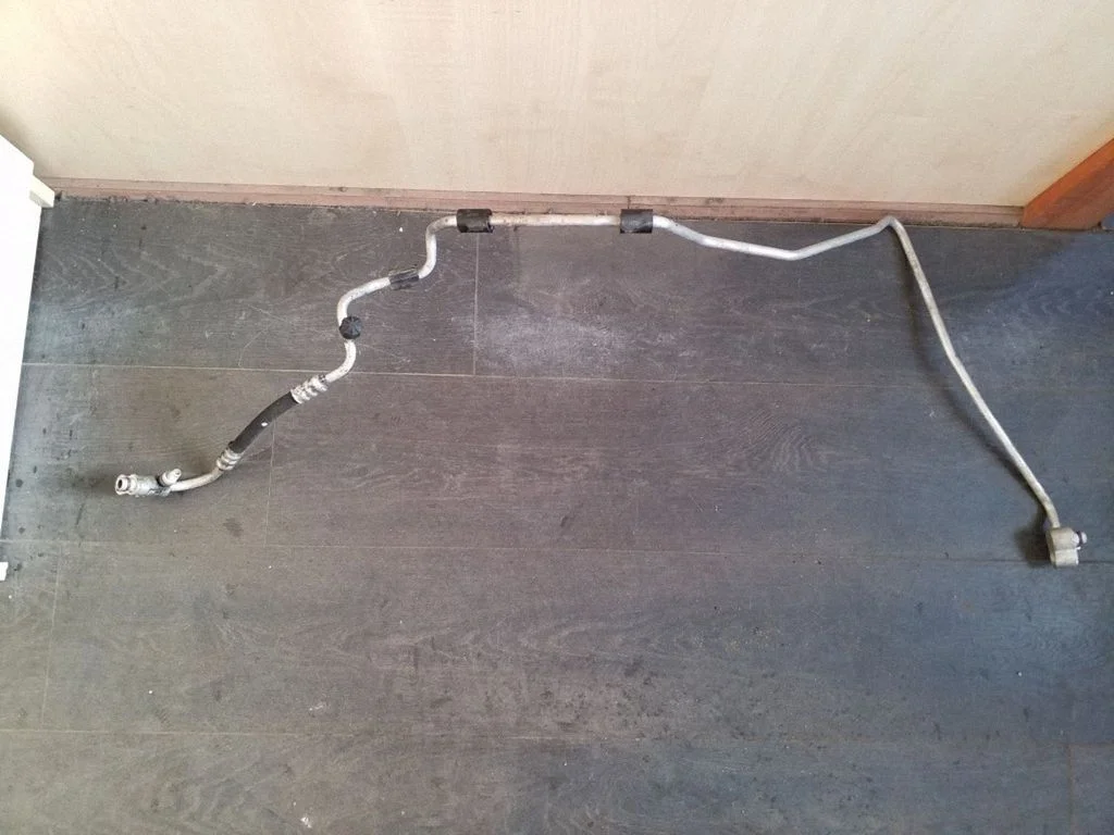 Air conditioning (A/C) pipe/hose