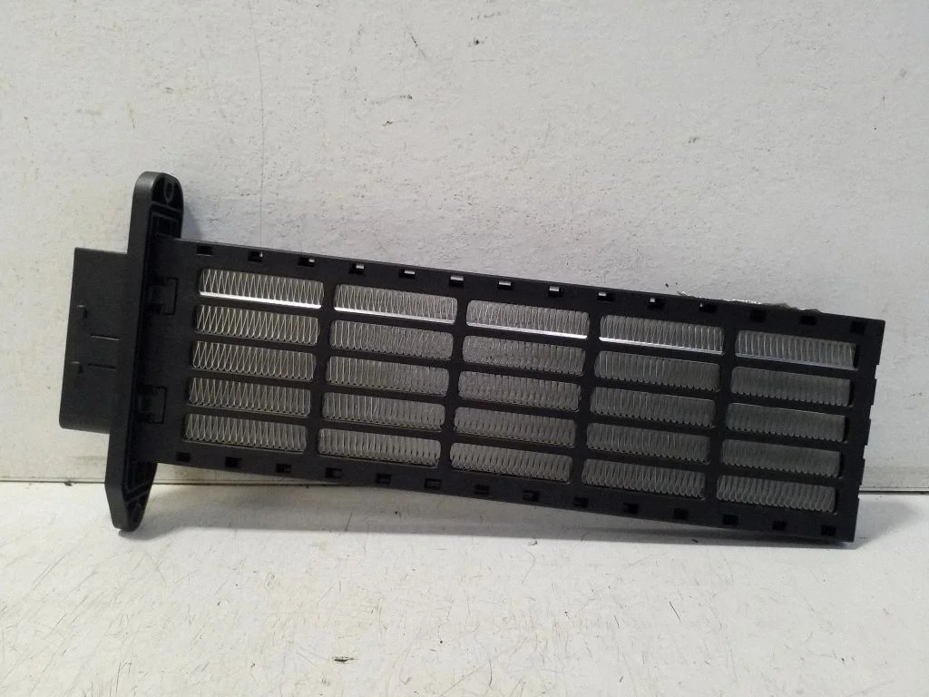 Elektriline salongi küttekeha radiaator 710260390100