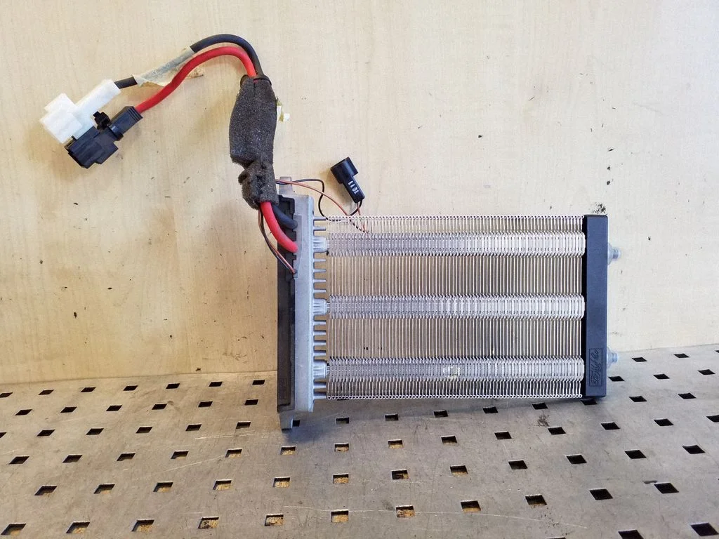 Elektriskais salona krāsniņas radiators 3M5118K463FD
