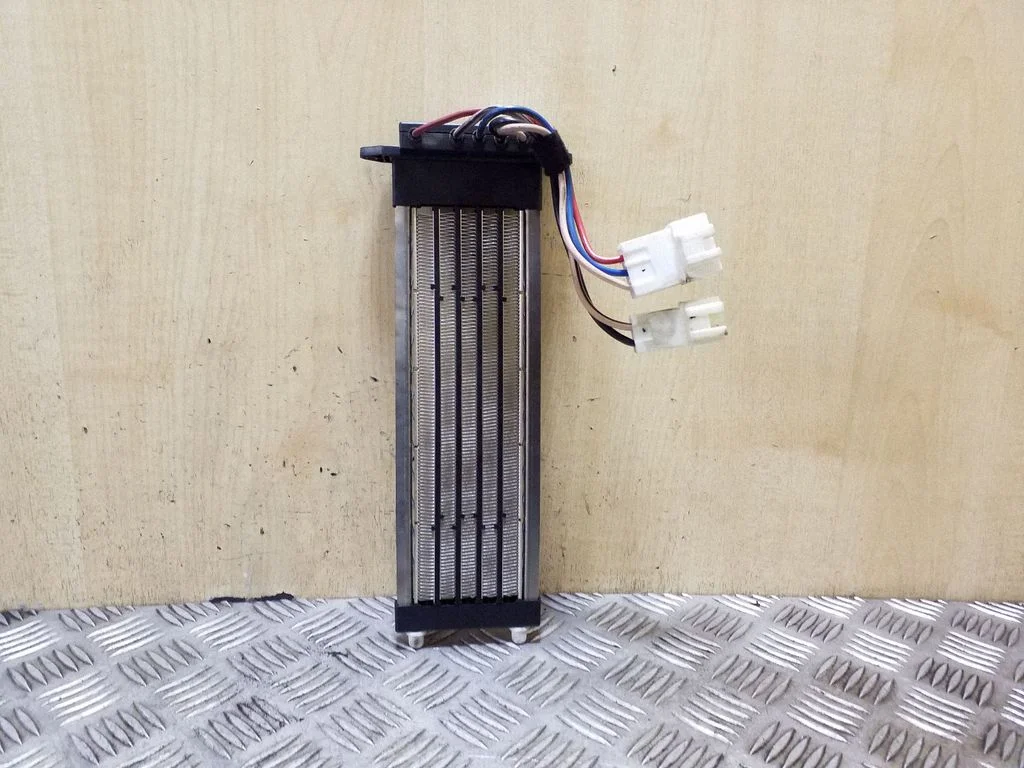 Elektryczna nagrzewnica kabiny CSA541A003