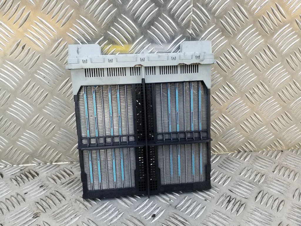 Elektryczna nagrzewnica kabiny A2048300461