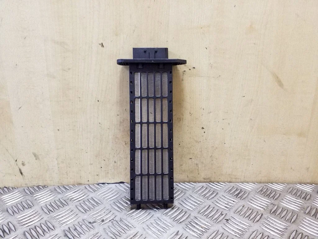 Electric cabin heater radiator – Subaru Outback (2009-2014)