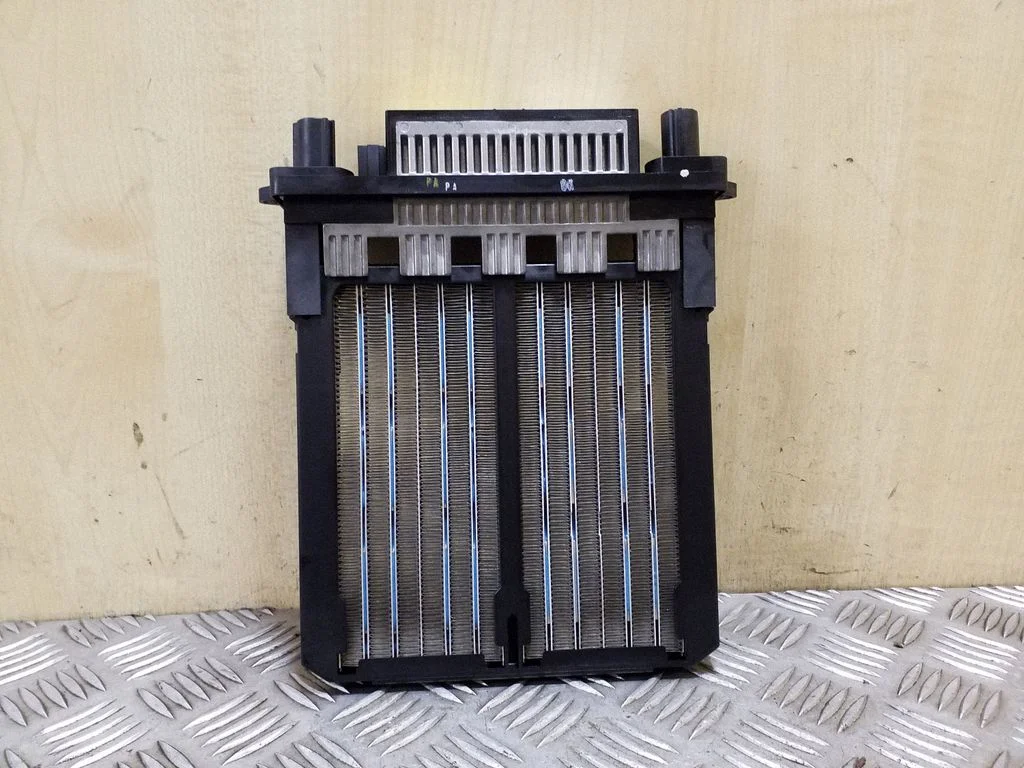 Elektriskais salona krāsniņas radiators – Land Rover Freelander 2 - LR2 (2007-2016)