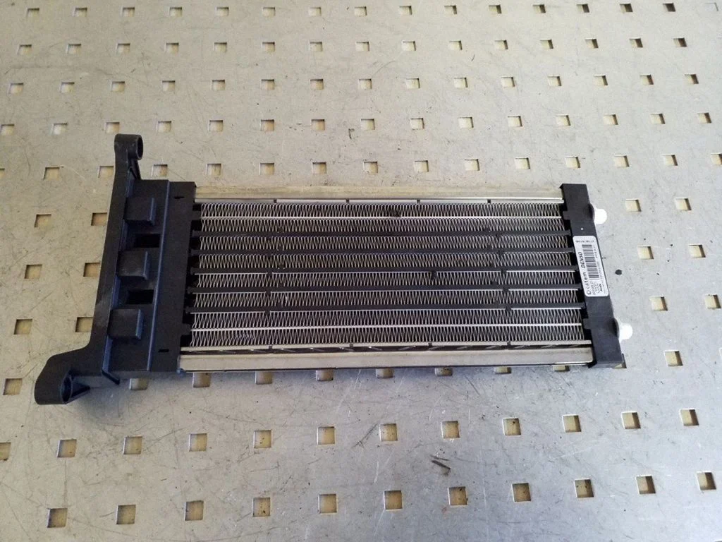 Elektriskais salona krāsniņas radiators 4F0819011