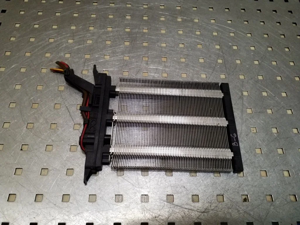 Elektriline salongi küttekeha radiaator 1K0963235F