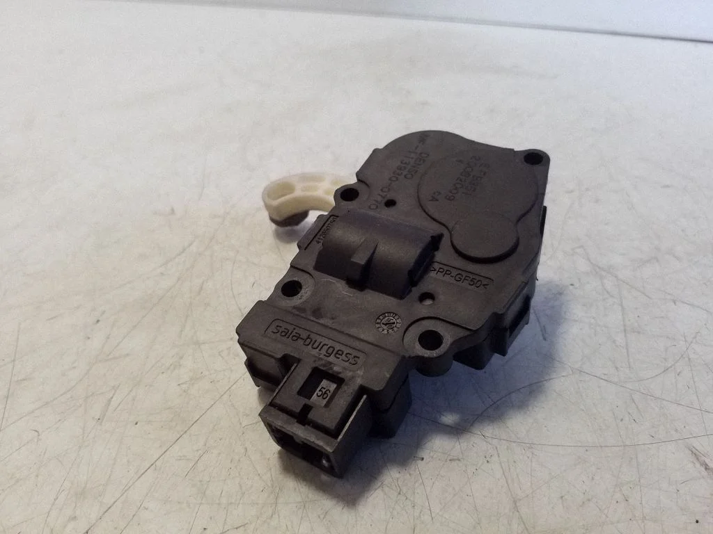 Silniczek klapki nawiewu MF1139300770 – Jaguar XJ X351 (2009-2019)