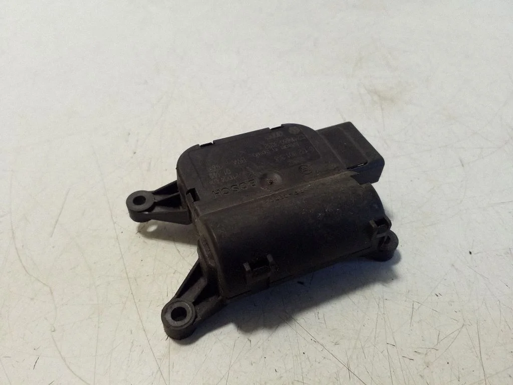 Air flap motor/actuator 0132801358