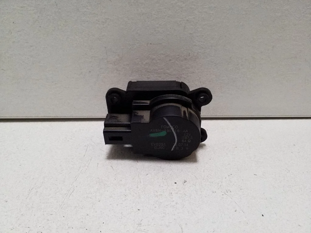 Air flap motor/actuator AV6N19E616AA