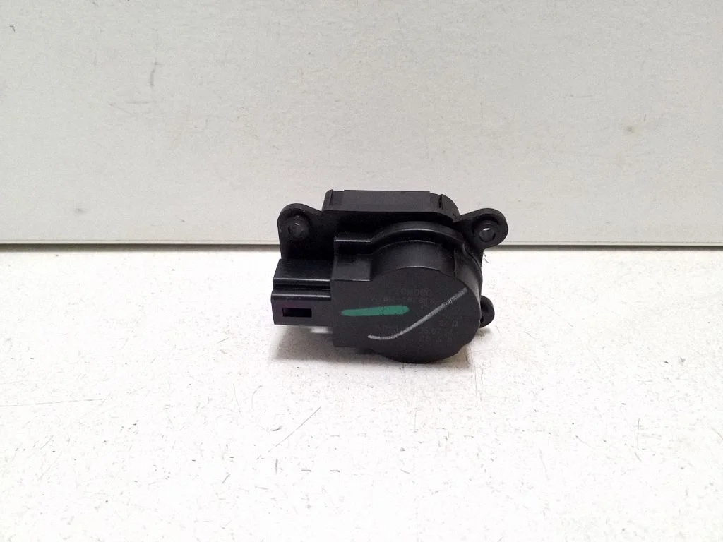 Air flap motor/actuator AV6N19E616AA