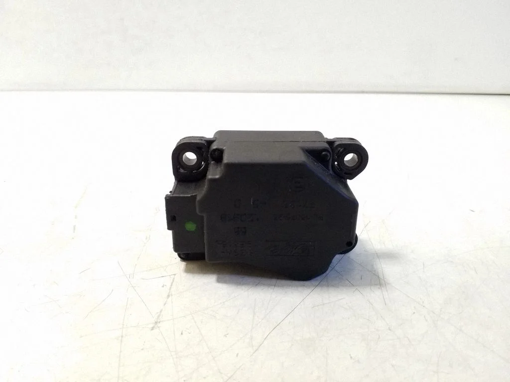 Silniczek klapki nawiewu 6G9N19E616
