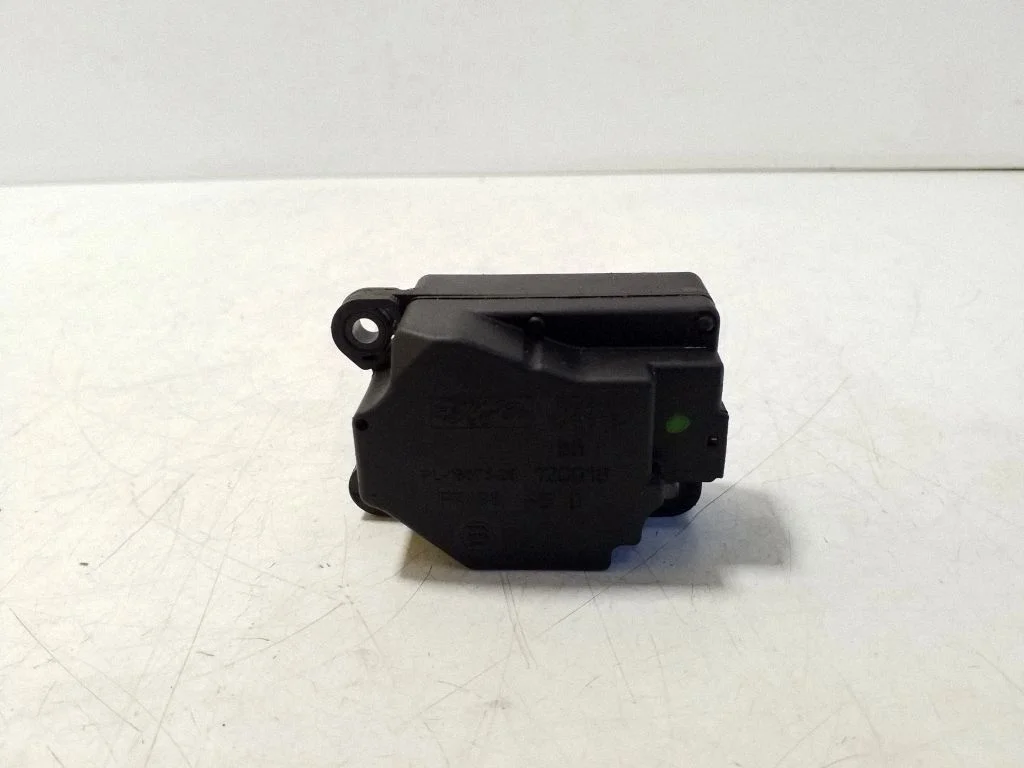 Silniczek klapki nawiewu 6G9N19E616