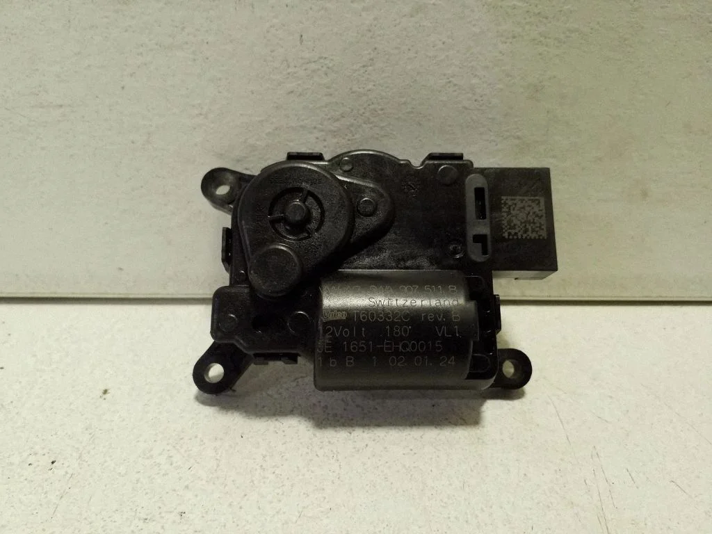 Air flap motor/actuator 5WA907511B