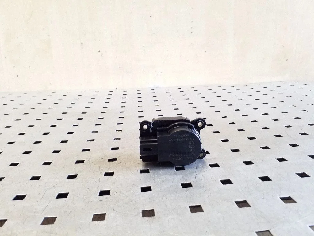 Air flap motor/actuator AV6N19E616AA