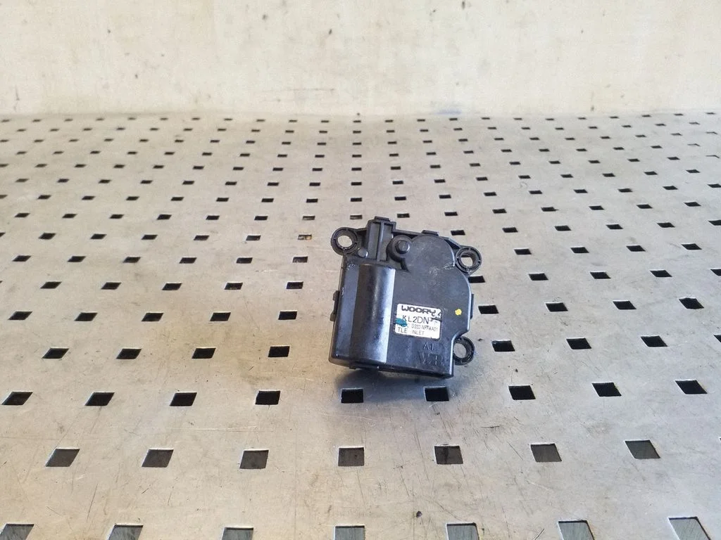Air flap motor/actuator HVCCD332NFFAA01