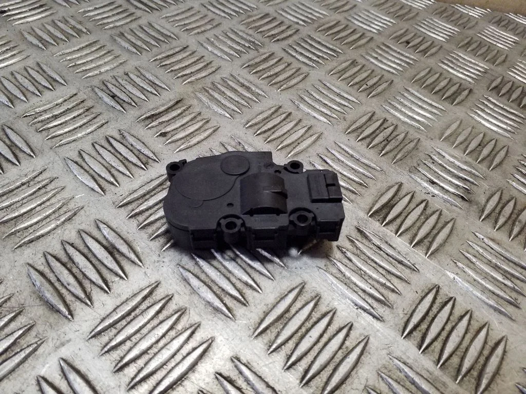 Õhuklapi mootor / ajam EH620003