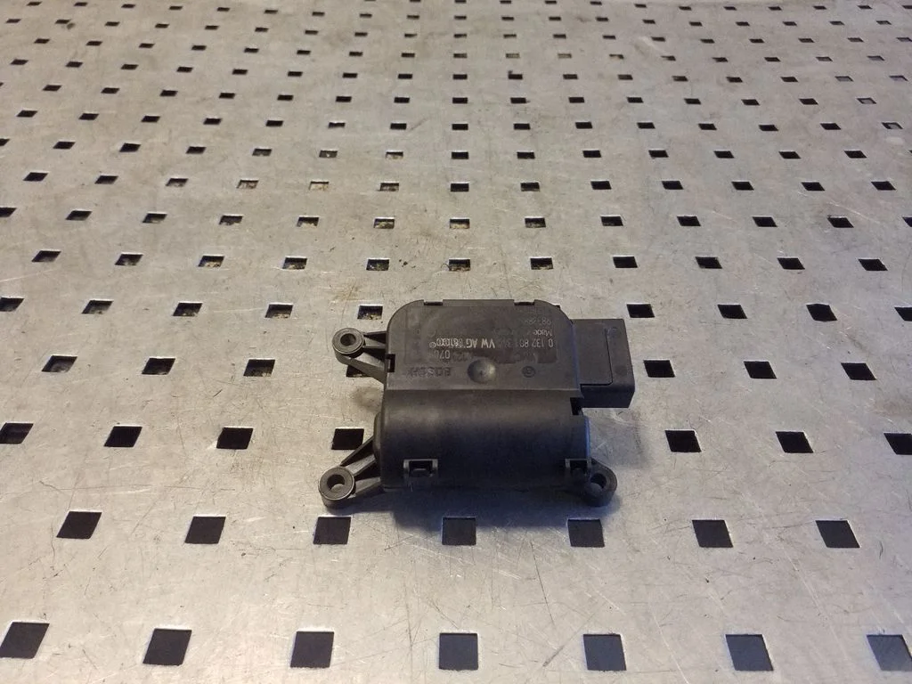 Air flap motor/actuator 1K2907511F