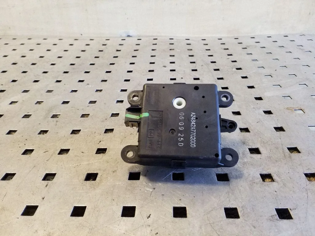 Air flap motor/actuator A24842A7702000
