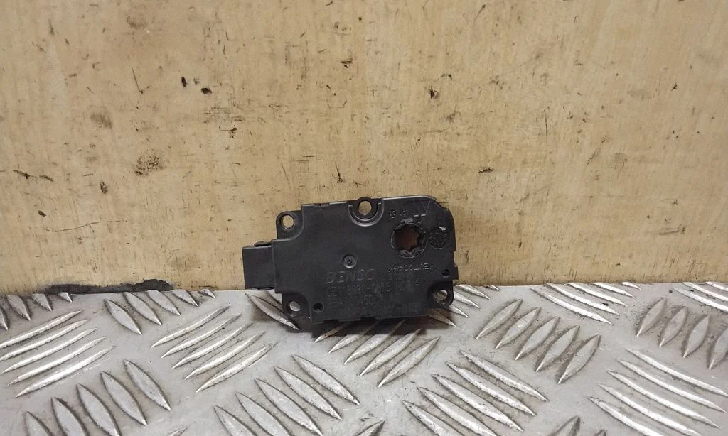 Air flap motor/actuator CZ1139300855ND8 – Audi A8 S8 D4 4H (2010-2016)
